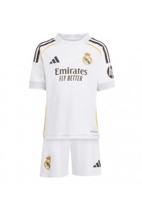 Fotbalové Dres Real Madrid Dětské Domácí Oblečení 2025-26 Krátký Rukáv (+ trenýrky)